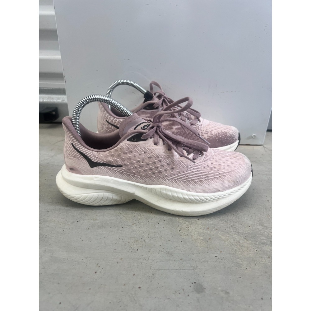 Hoka One One Mach 6 Sneakers Womens US 6.5B Cosmic Pearl Athletic Running Shoes